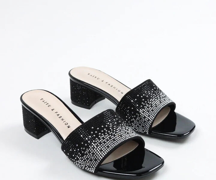 Viny Footwear- Best Footwear Brand in Dubai